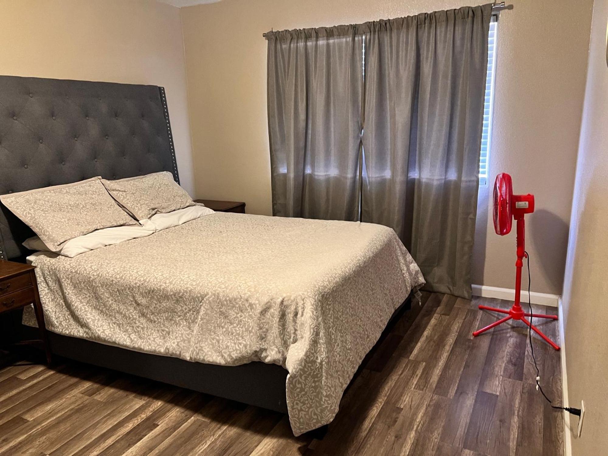 Quiet 1Bed,1Bath Condo With Free Parking เฟรสโน ภายนอก รูปภาพ